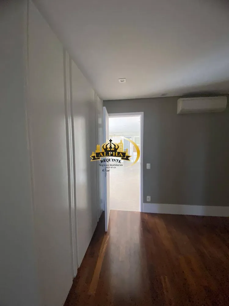 Apartamento, 3 quartos, 202 m² - Foto 2