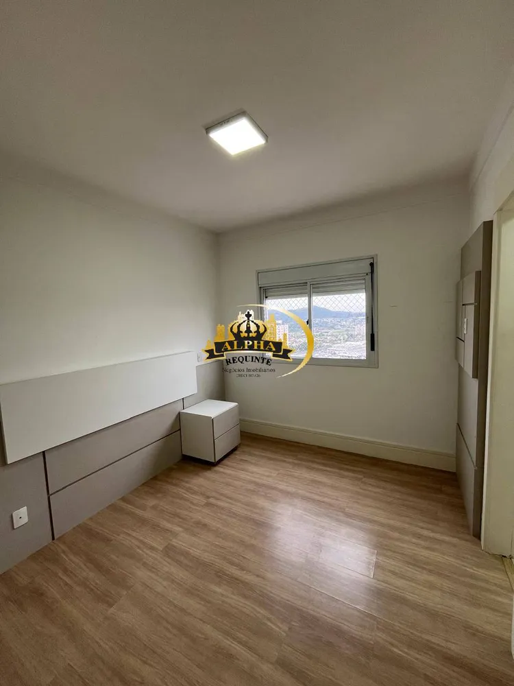 Apartamento, 3 quartos, 243 m² - Foto 5