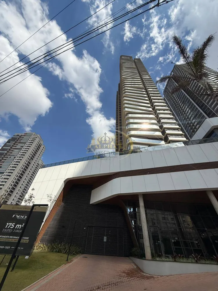 Apartamento, 3 quartos, 175 m² - Foto 1