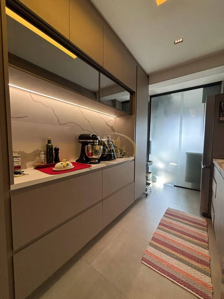 Apartamento, 3 quartos, 123 m² - Foto 1