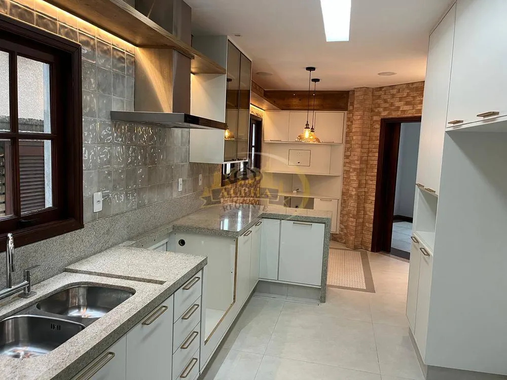 Casa de Condomínio, 5 quartos - Foto 1