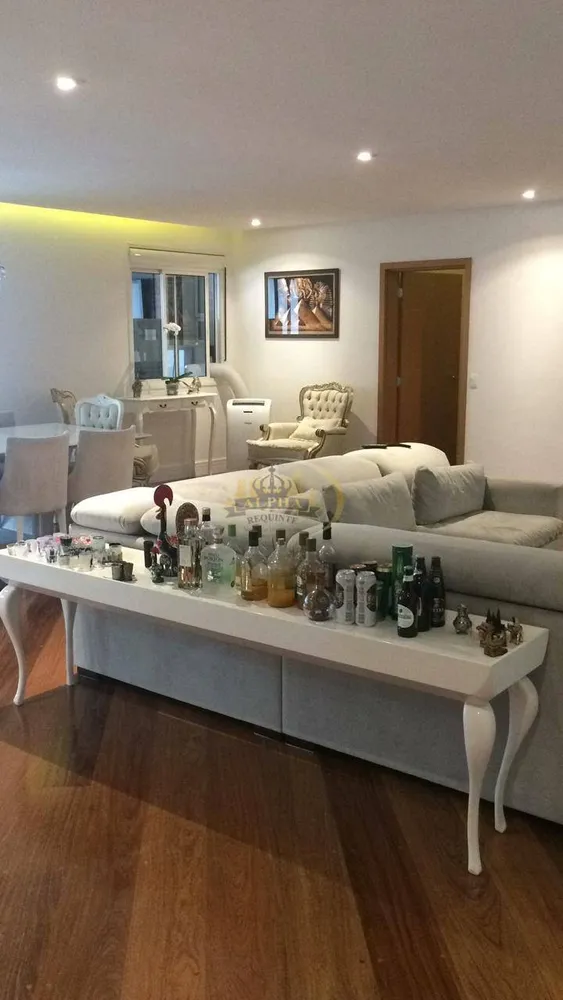 Apartamento, 3 quartos, 228 m² - Foto 11