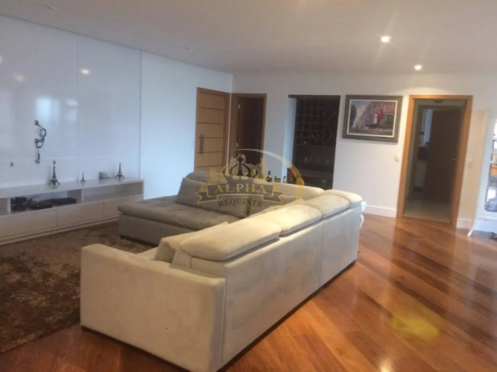 Apartamento, 3 quartos, 228 m² - Foto 2