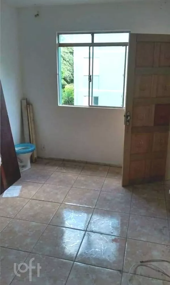 Apartamento à venda com 2 quartos, 46m² - Foto 1