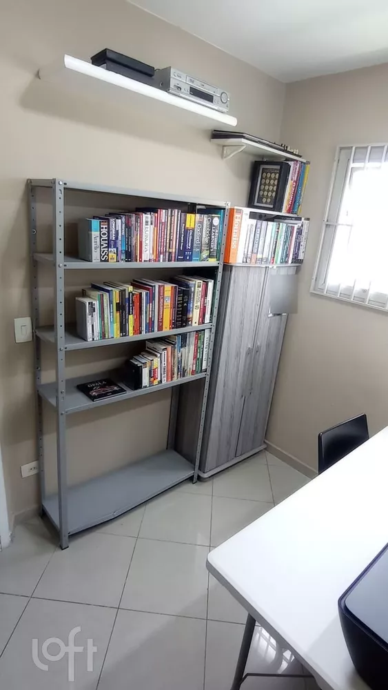 Apartamento à venda com 2 quartos, 72m² - Foto 3