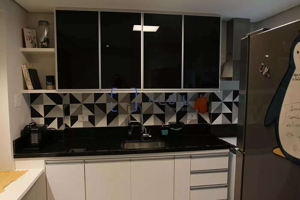 Apartamento à venda com 2 quartos, 84m² - Foto 4