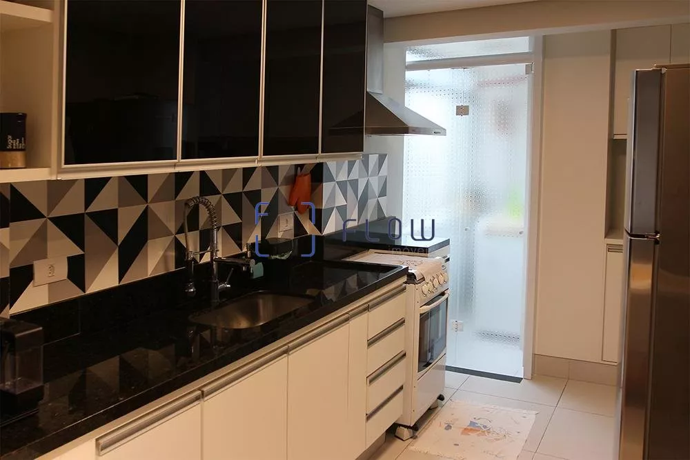 Apartamento à venda com 2 quartos, 84m² - Foto 5