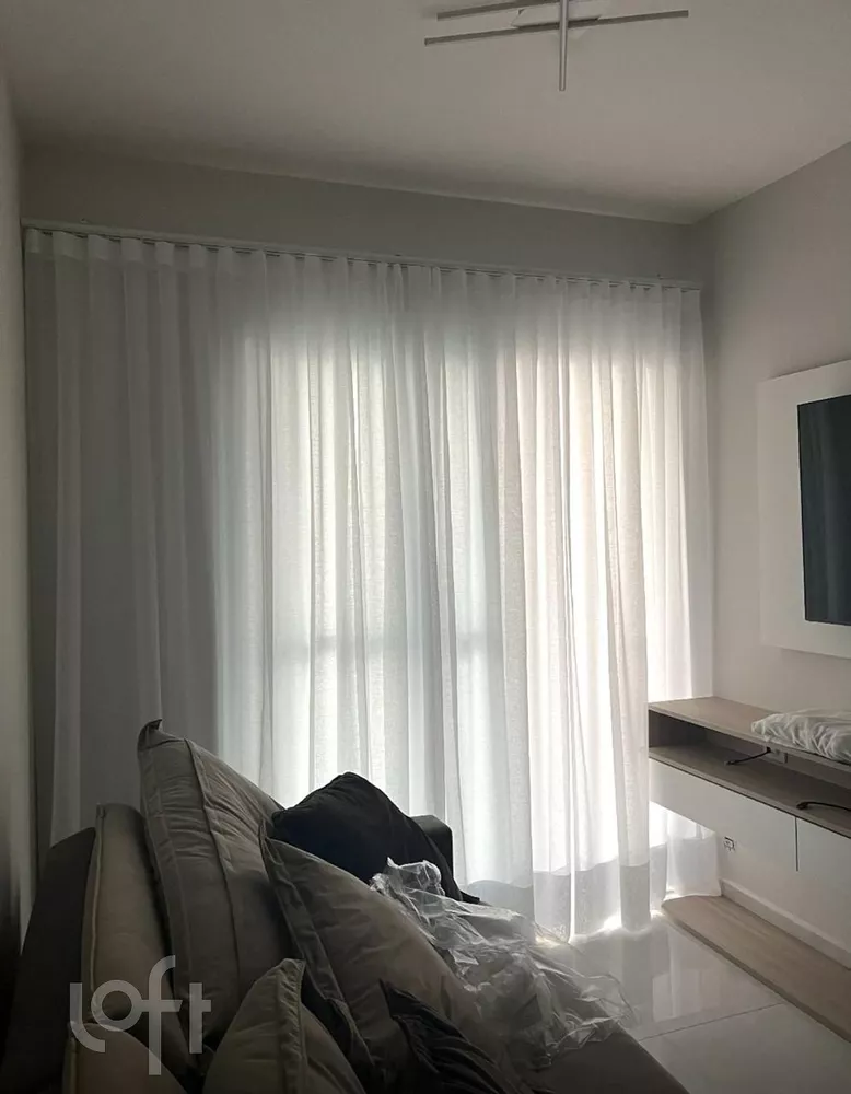 Apartamento à venda com 2 quartos, 79m² - Foto 2