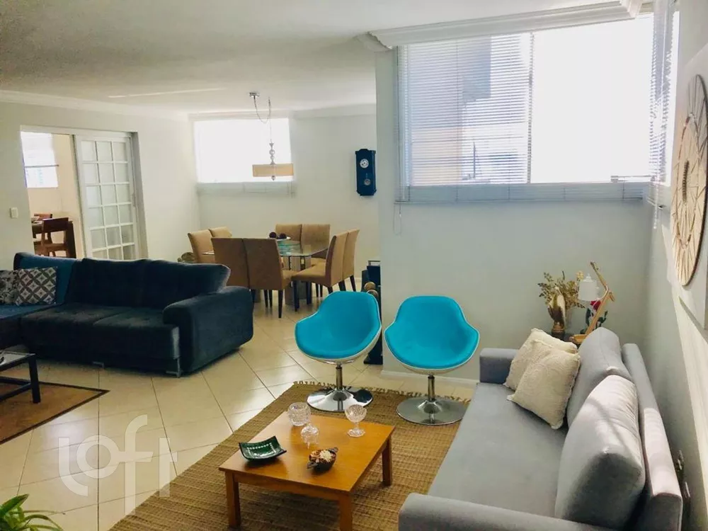 Apartamento à venda com 3 quartos, 189m² - Foto 1