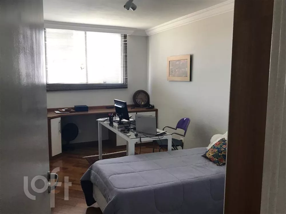 Apartamento à venda com 3 quartos, 189m² - Foto 3