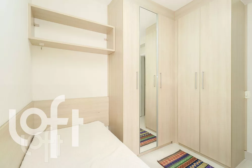 Apartamento à venda com 2 quartos, 71m² - Foto 4