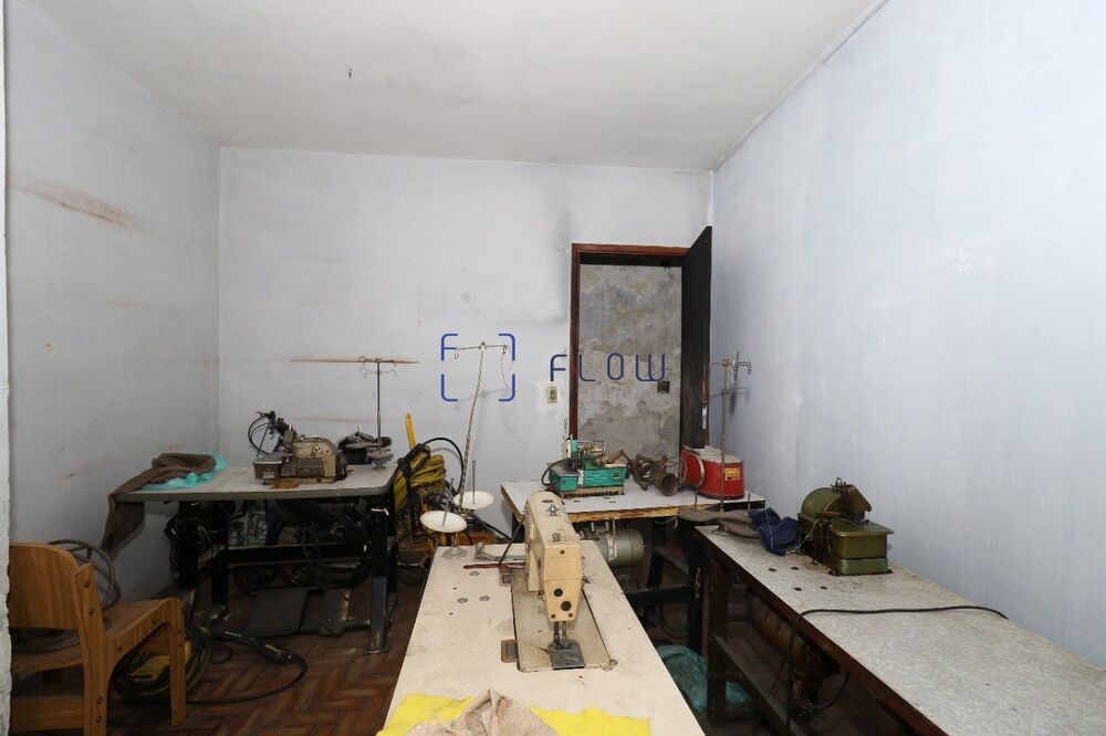 Casa, 3 quartos, 235 m² - Foto 1