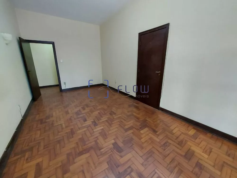 Apartamento para alugar com 2 quartos, 140m² - Foto 3