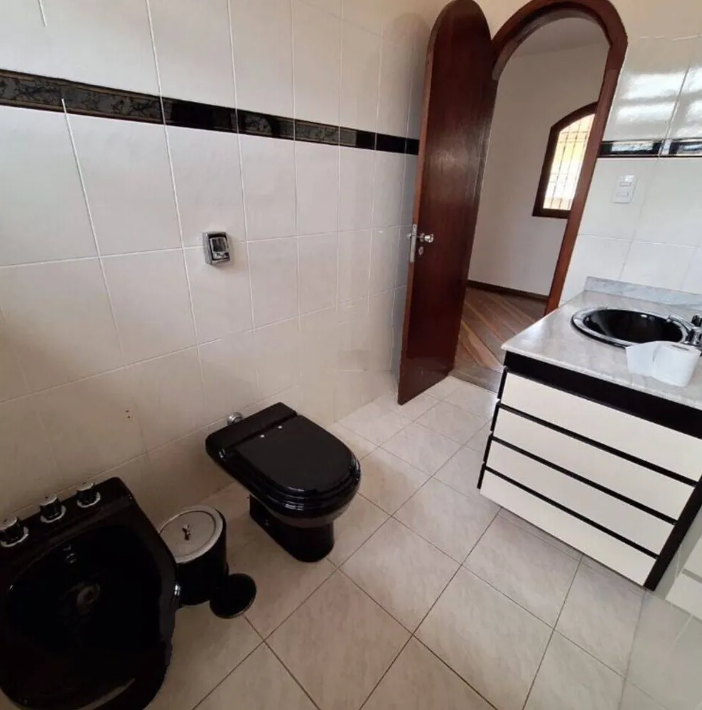 Casa, 4 quartos, 235 m² - Foto 2
