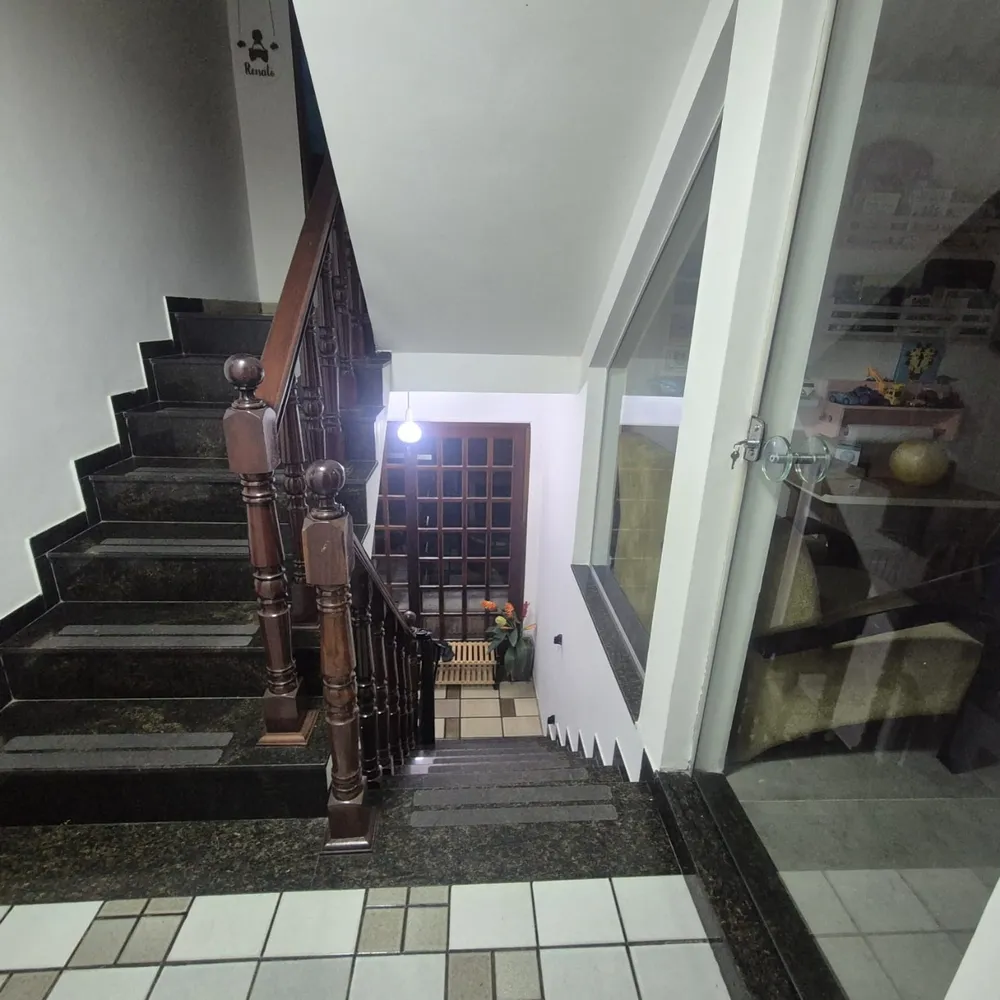 Casa, 3 quartos, 277 m² - Foto 2