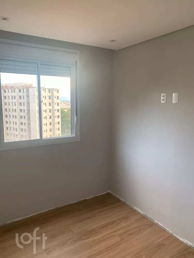 Apartamento à venda com 2 quartos, 41m² - Foto 2