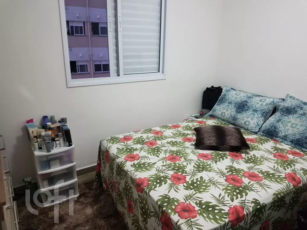 Apartamento à venda com 1 quarto, 35m² - Foto 2