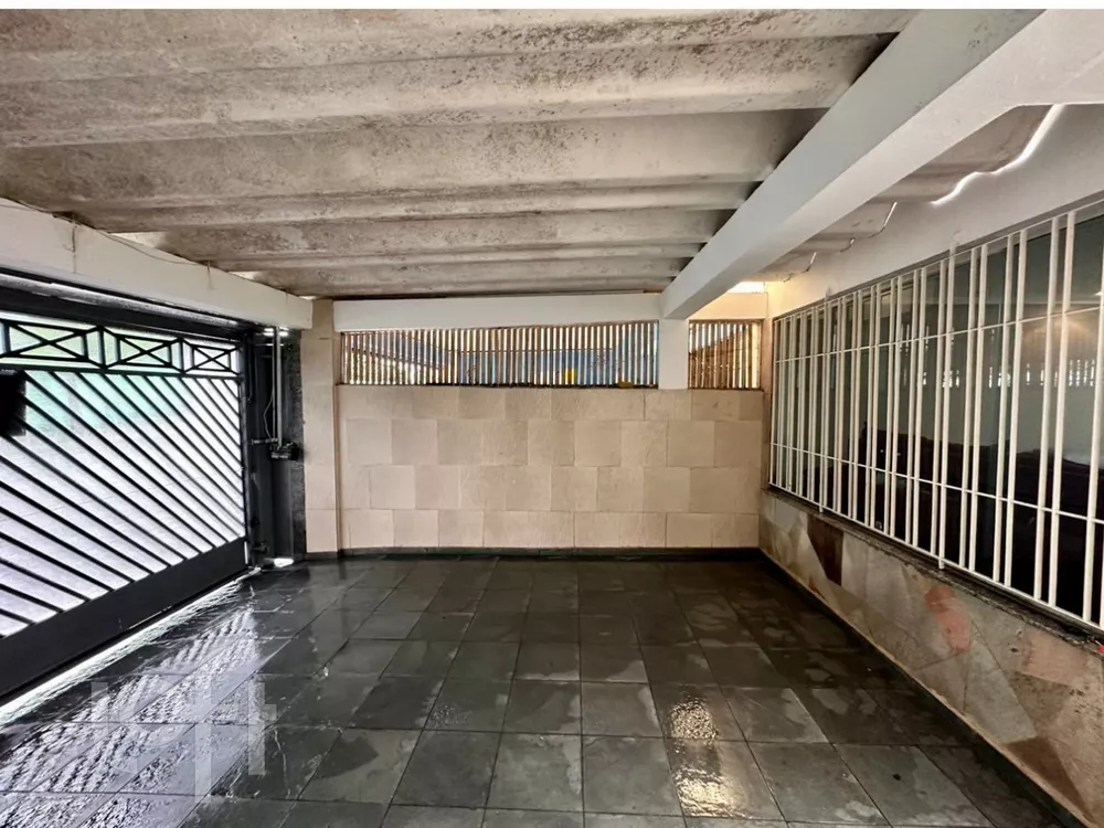 Casa à venda com 3 quartos, 135m² - Foto 1