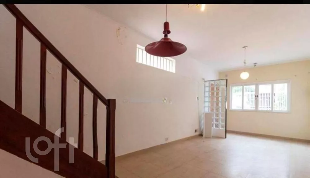 Casa à venda com 2 quartos, 130m² - Foto 2