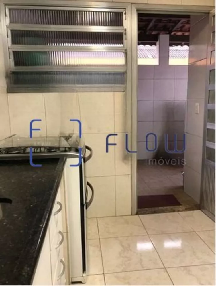 Casa à venda e aluguel com 3 quartos, 150m² - Foto 4