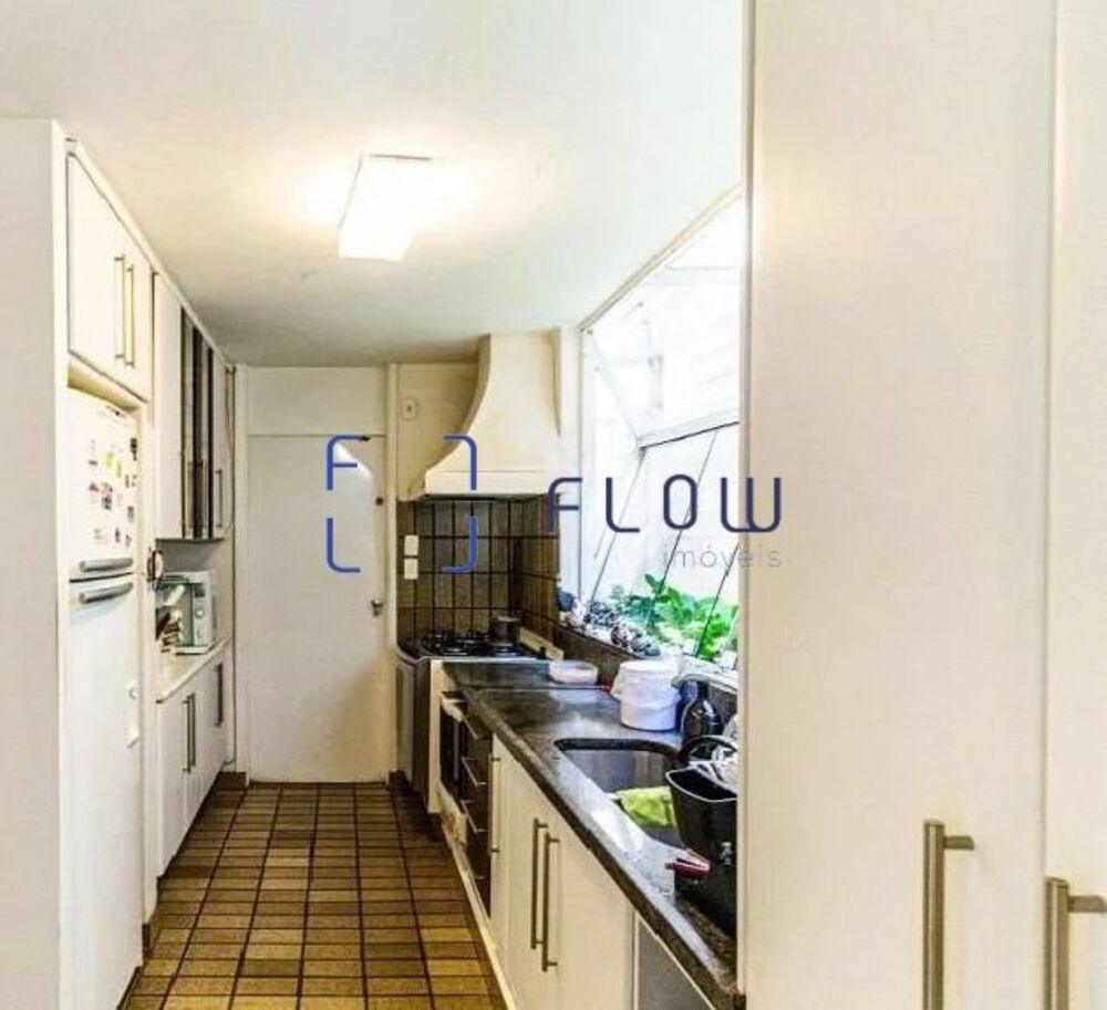 Casa à venda e aluguel com 3 quartos, 340m² - Foto 22