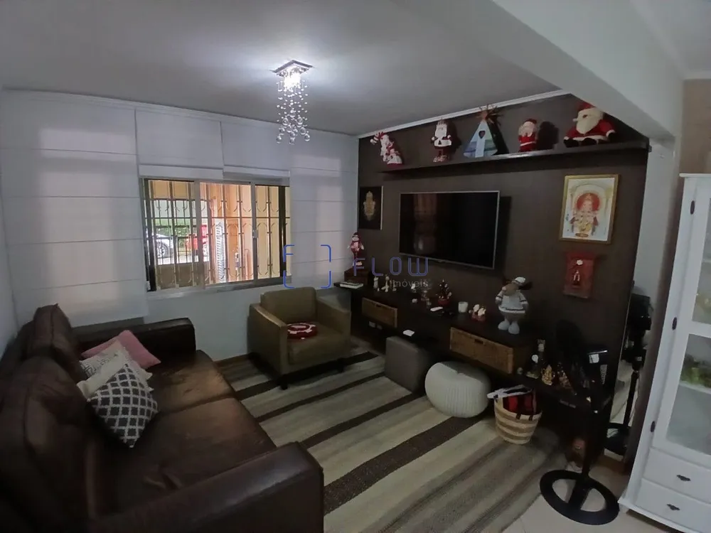 Casa, 3 quartos, 225 m² - Foto 1