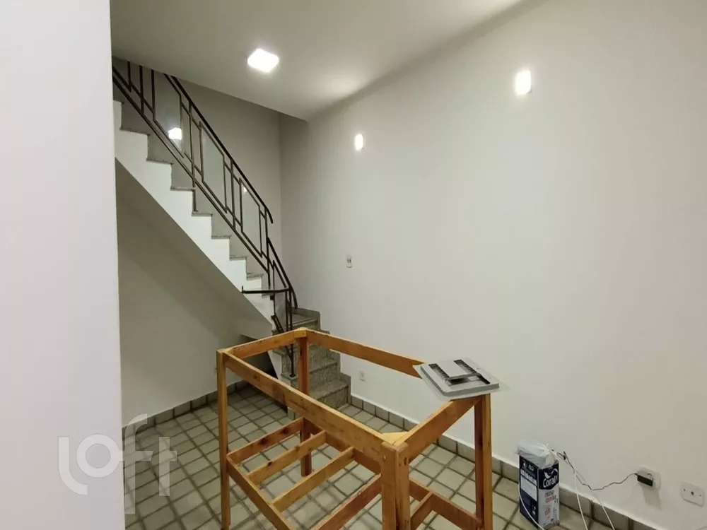 Casa à venda com 2 quartos, 100m² - Foto 3