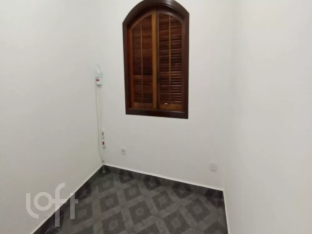 Casa à venda com 2 quartos, 100m² - Foto 6