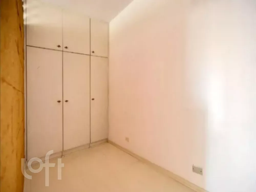 Apartamento à venda com 1 quarto, 50m² - Foto 4