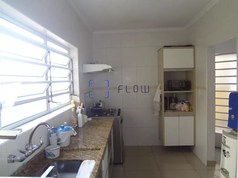 Casa à venda com 3 quartos, 300m² - Foto 7