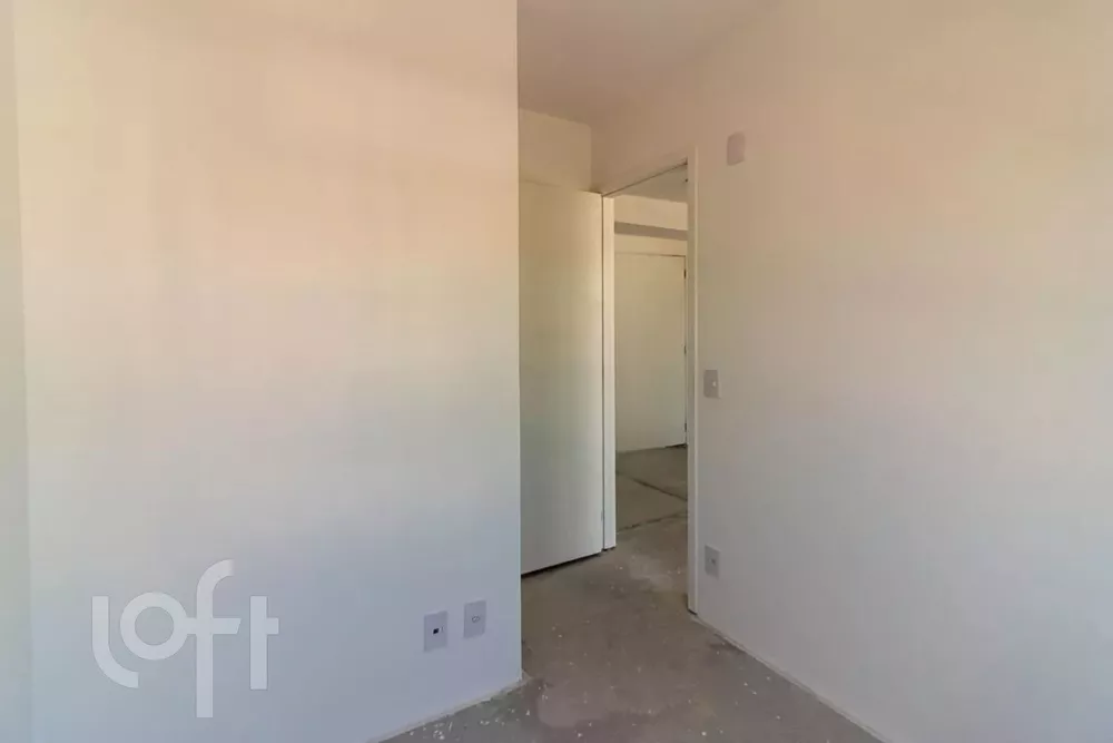 Apartamento à venda com 2 quartos, 43m² - Foto 3