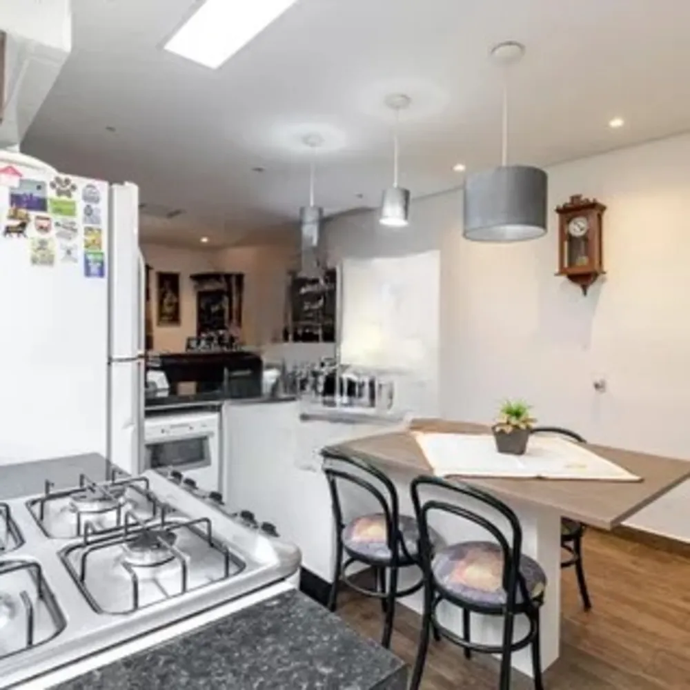 Casa, 3 quartos, 159 m² - Foto 1