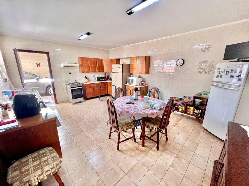 Casa, 3 quartos, 214 m² - Foto 4