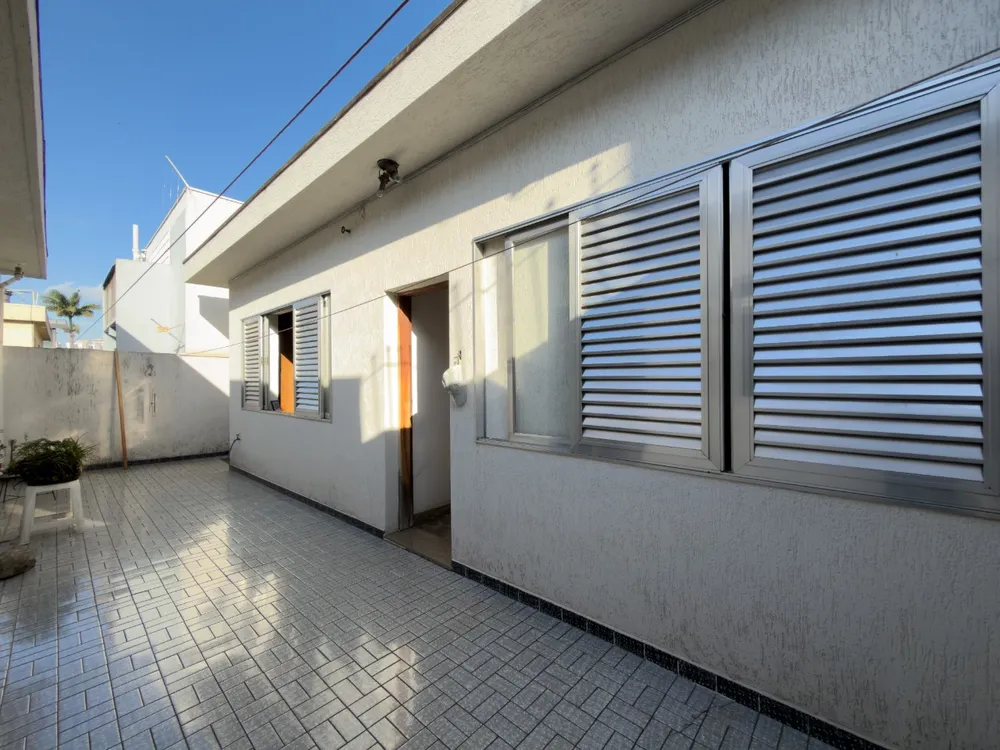 Casa, 3 quartos, 230 m² - Foto 2