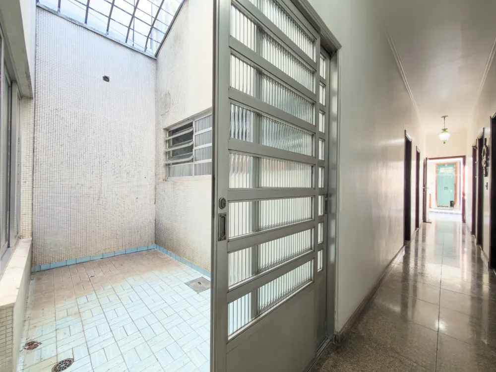 Casa, 3 quartos, 230 m² - Foto 1
