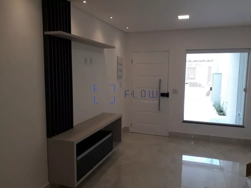 Casa à venda com 3 quartos, 125m² - Foto 1