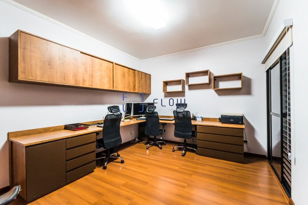 Casa à venda e aluguel com 4 quartos, 280m² - Foto 35