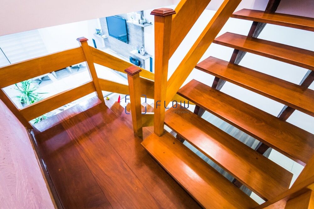 Casa à venda e aluguel com 4 quartos, 280m² - Foto 9