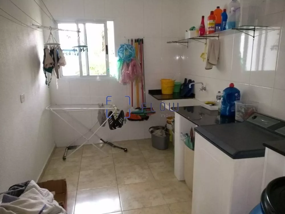 Casa à venda com 3 quartos, 290m² - Foto 16