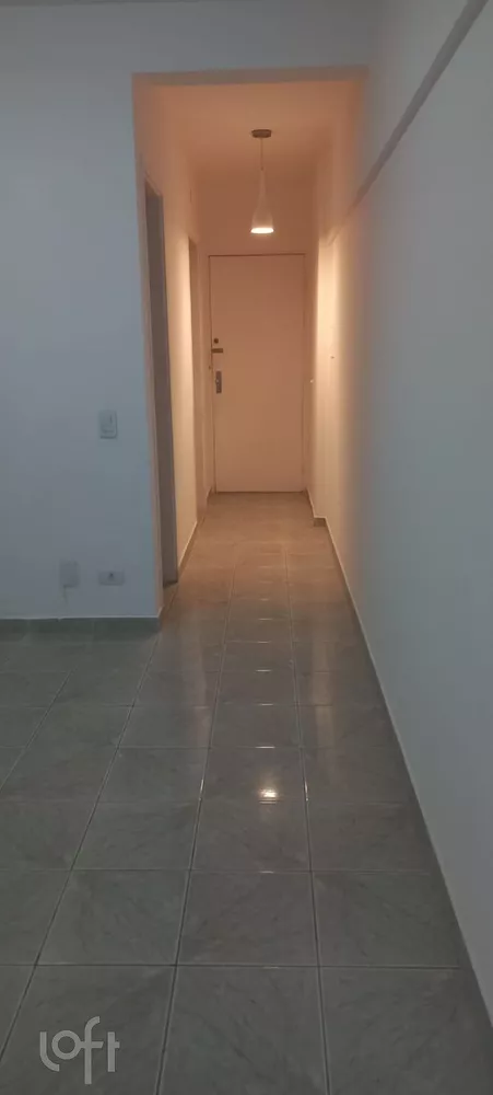 Apartamento à venda com 1 quarto, 40m² - Foto 2