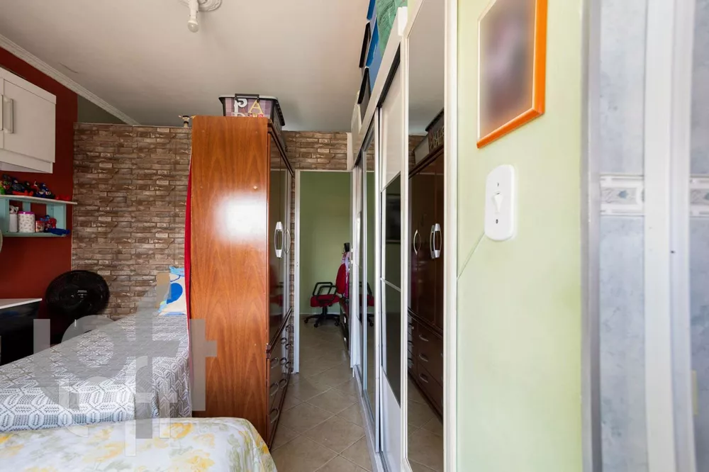 Apartamento à venda com 1 quarto, 38m² - Foto 2