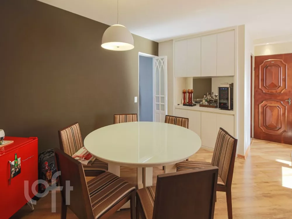 Apartamento à venda com 3 quartos, 132m² - Foto 4