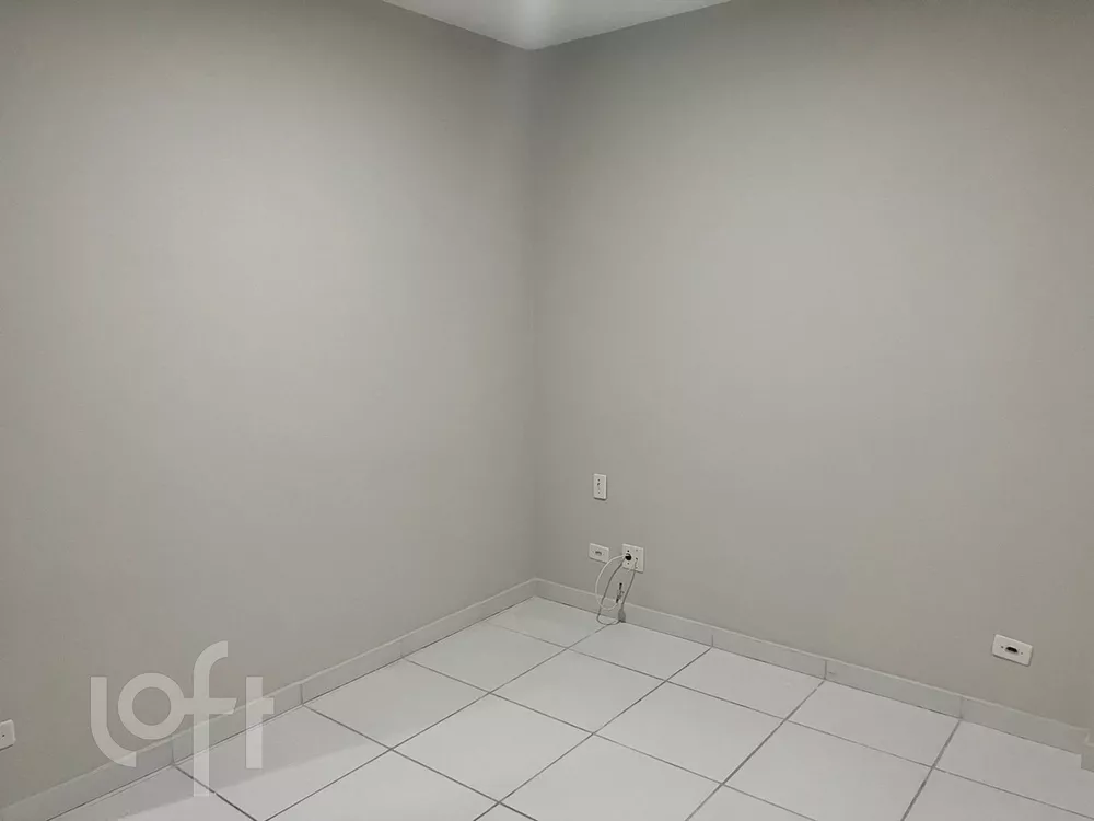 Apartamento à venda com 3 quartos, 80m² - Foto 4