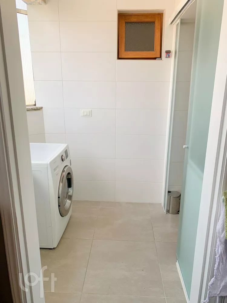 Apartamento à venda com 2 quartos, 70m² - Foto 4