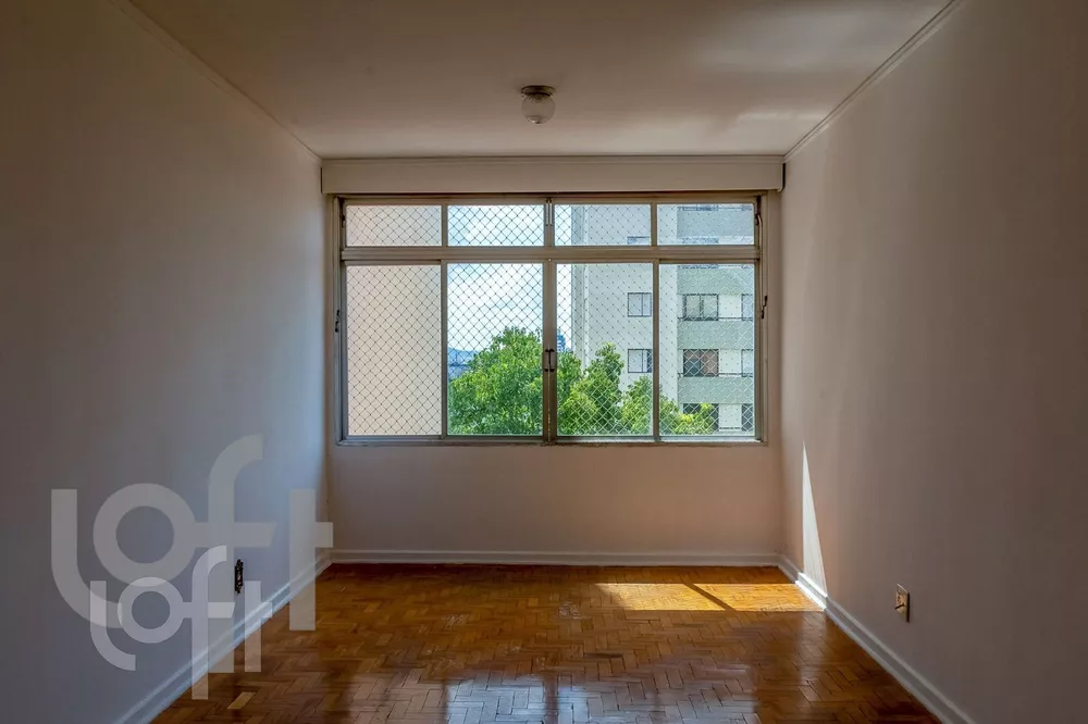 Apartamento à venda com 3 quartos, 77m² - Foto 1