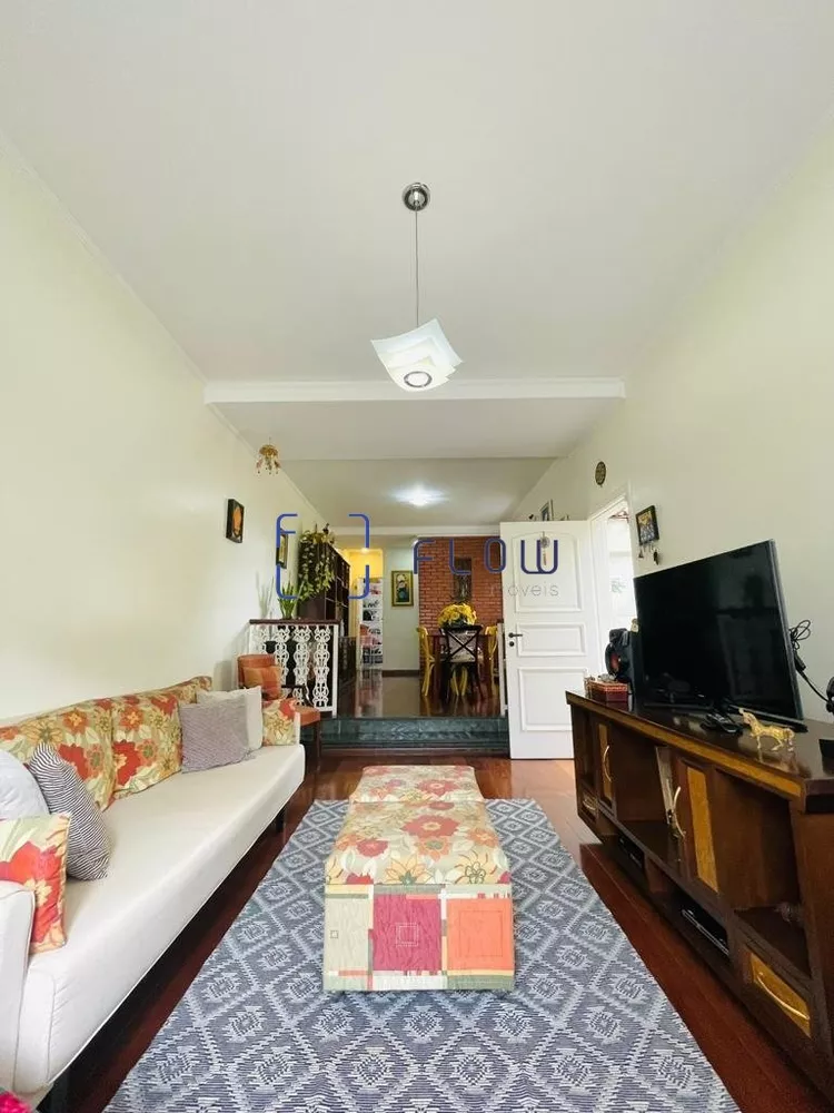 Casa à venda com 4 quartos, 140m² - Foto 3