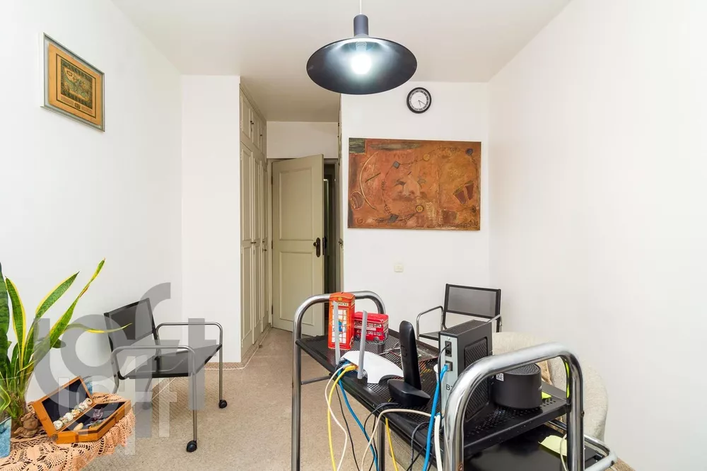 Apartamento à venda com 4 quartos, 160m² - Foto 3