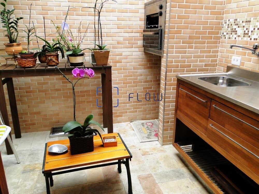 Casa à venda com 3 quartos, 381m² - Foto 4