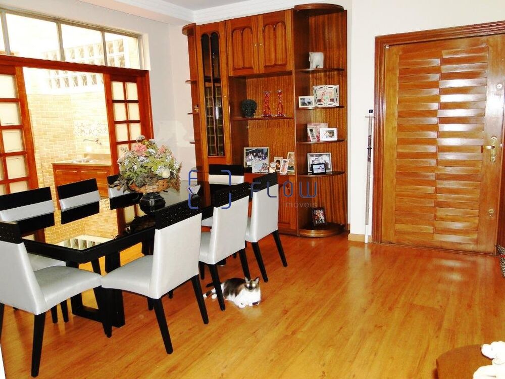 Casa à venda com 3 quartos, 381m² - Foto 3