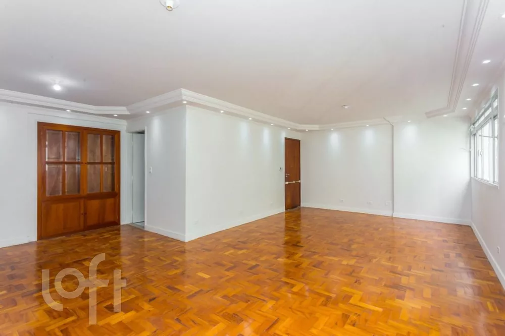 Apartamento à venda com 3 quartos, 160m² - Foto 5